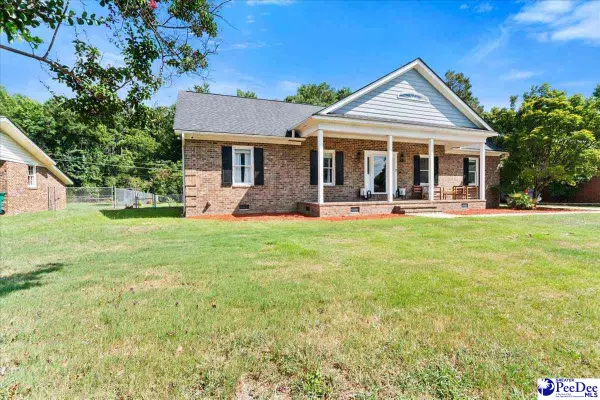131 N Lakewood Dr, Florence, SC 29501