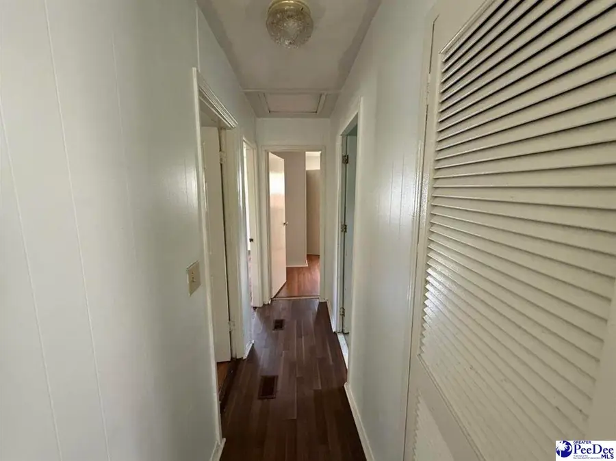 3103 Meadowbrook Dr., Florence, SC 29501 - #3