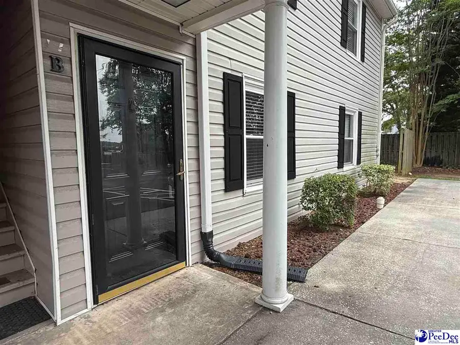 2201 W Jody Rd Apt 1b, Florence, SC 29501 - #2