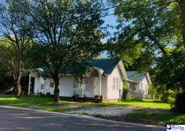 107 S Spain, Darlington, SC 29532