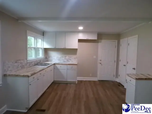 1038 E Carolina Ave, Hartsville, SC 29550-3436 - #2