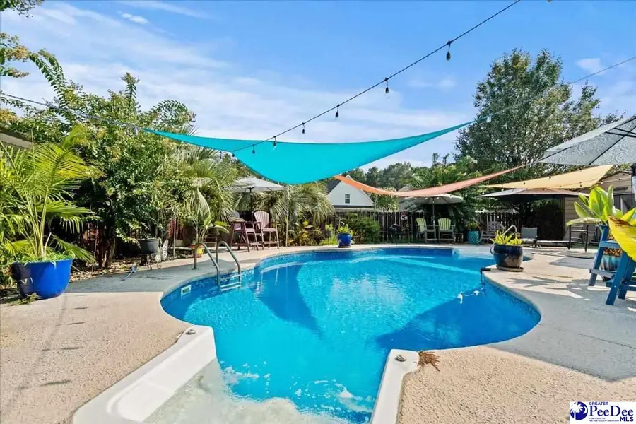 600 Chaucer Dr., Florence, SC 29501 - #2