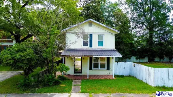 206 N 8th Ave, Dillon, SC 29536