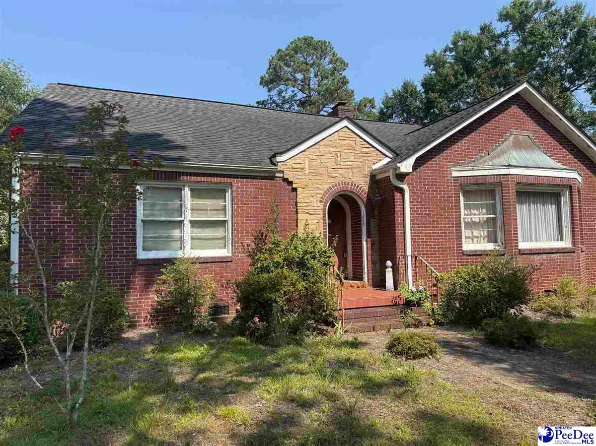 204 Magnolia St, Lake City, SC 29560 - #1