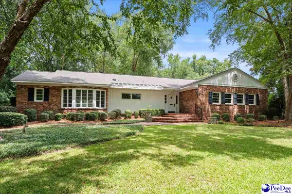 112 W Lanier Dr, Hartsville, SC 29550-000