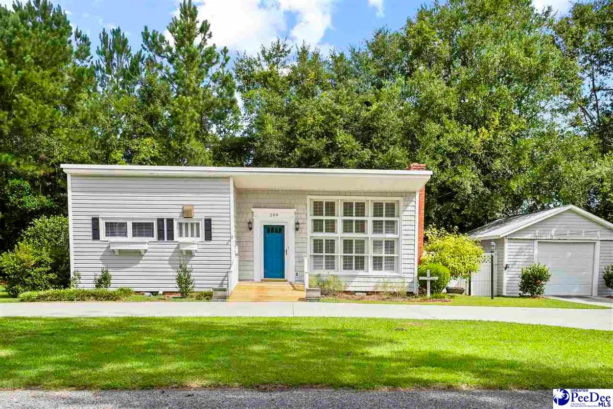 209 Melrose Ave, Mullins, SC 29574 - #1