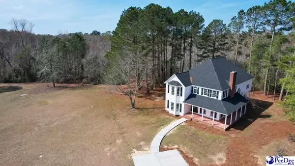 964 Celtic Ln., Lamar, SC 29069-9744