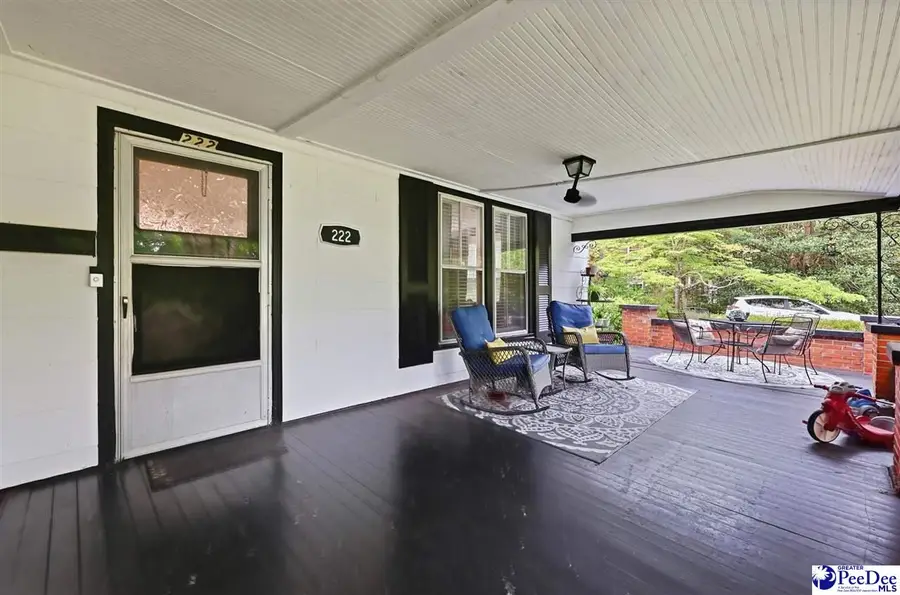 222 E Wine St, Mullins, SC 29574 - #2