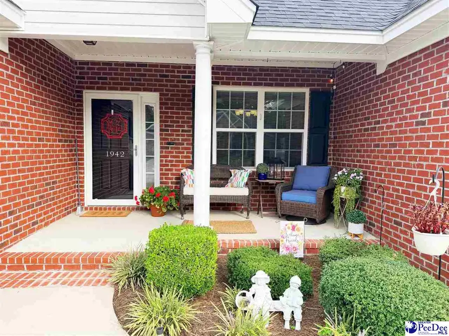 1942 Horlbeck St, Florence, SC 29505 - #2