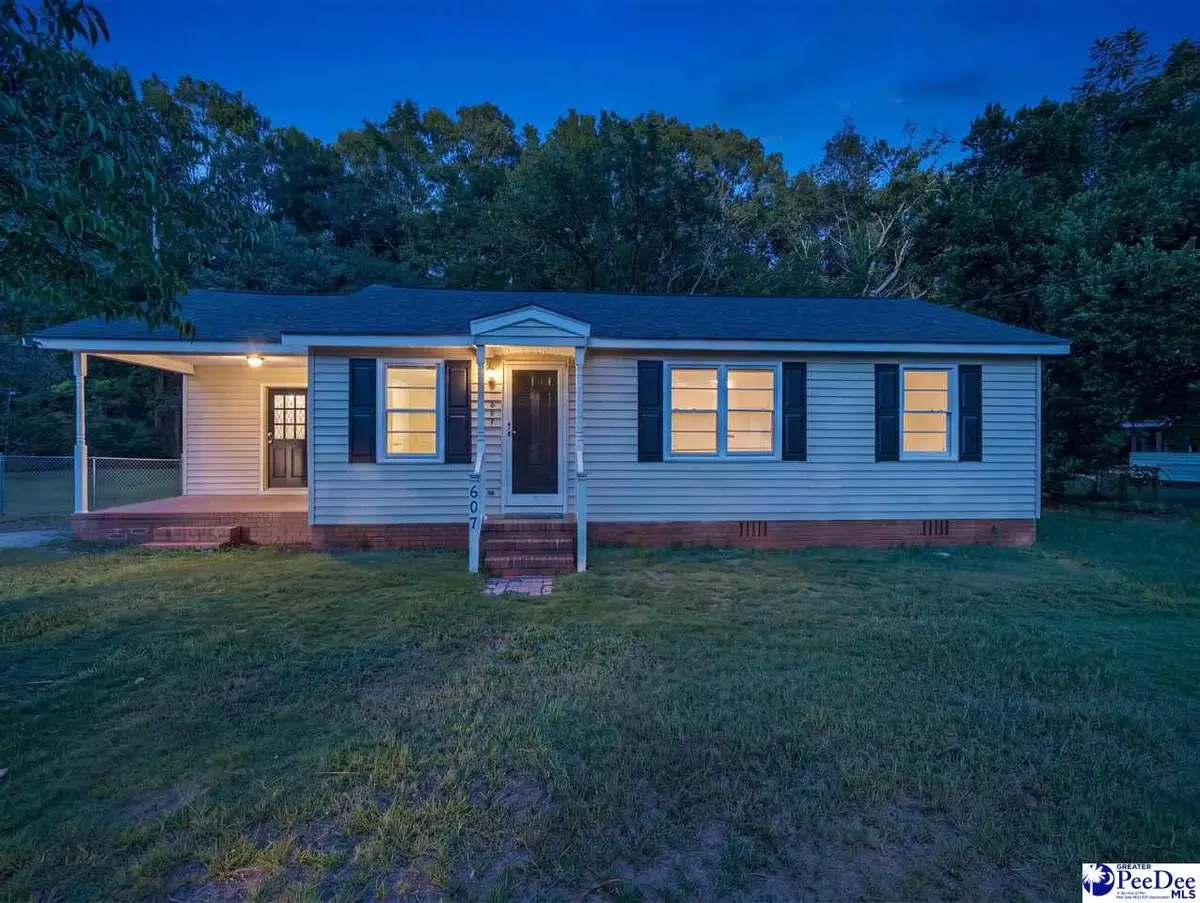 607 Smith Street, Hartsville, SC 29550 - #1