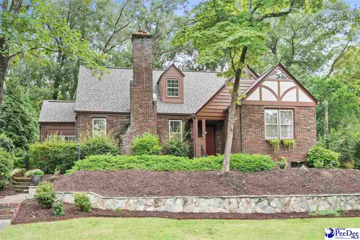 205 Greenwood Ave, Hartsville, SC 29550 - #1