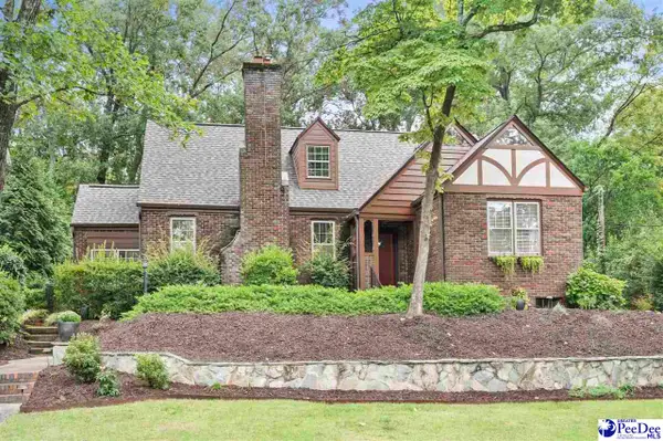 205 Greenwood Ave, Hartsville, SC 29550