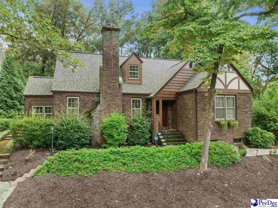 205 Greenwood Ave, Hartsville, SC 29550 - #3