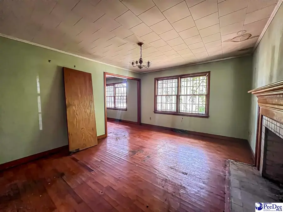 408 Eastland Ave, Kingstree, SC 29556 - #2