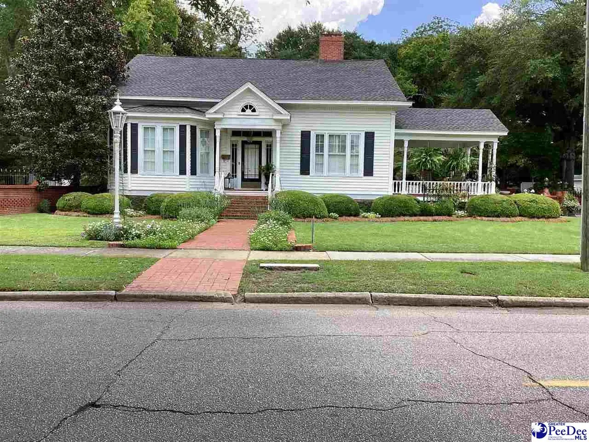 122 Spring St, Darlington, SC 29532 - #1