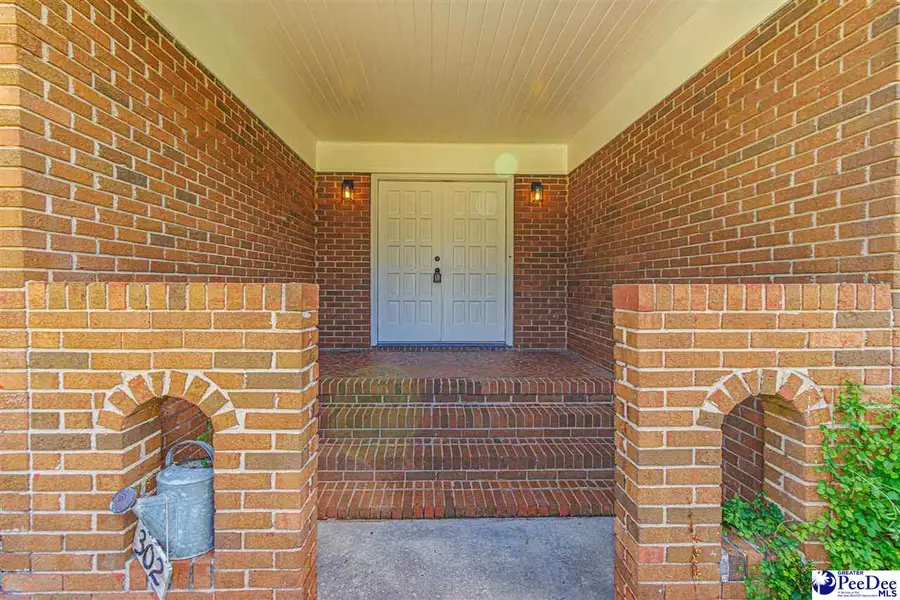 302 Cleveland St, Mullins, SC 29574 - #3