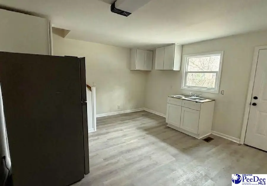 501 N Orange St, Timmonsville, SC 29161 - #3