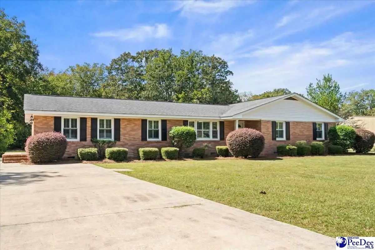 222 Brantley Dr, Hartsville, SC 29550 - #1