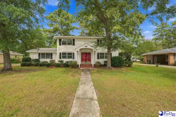 827 Wimbledon Ave., Florence, SC 29501-3230