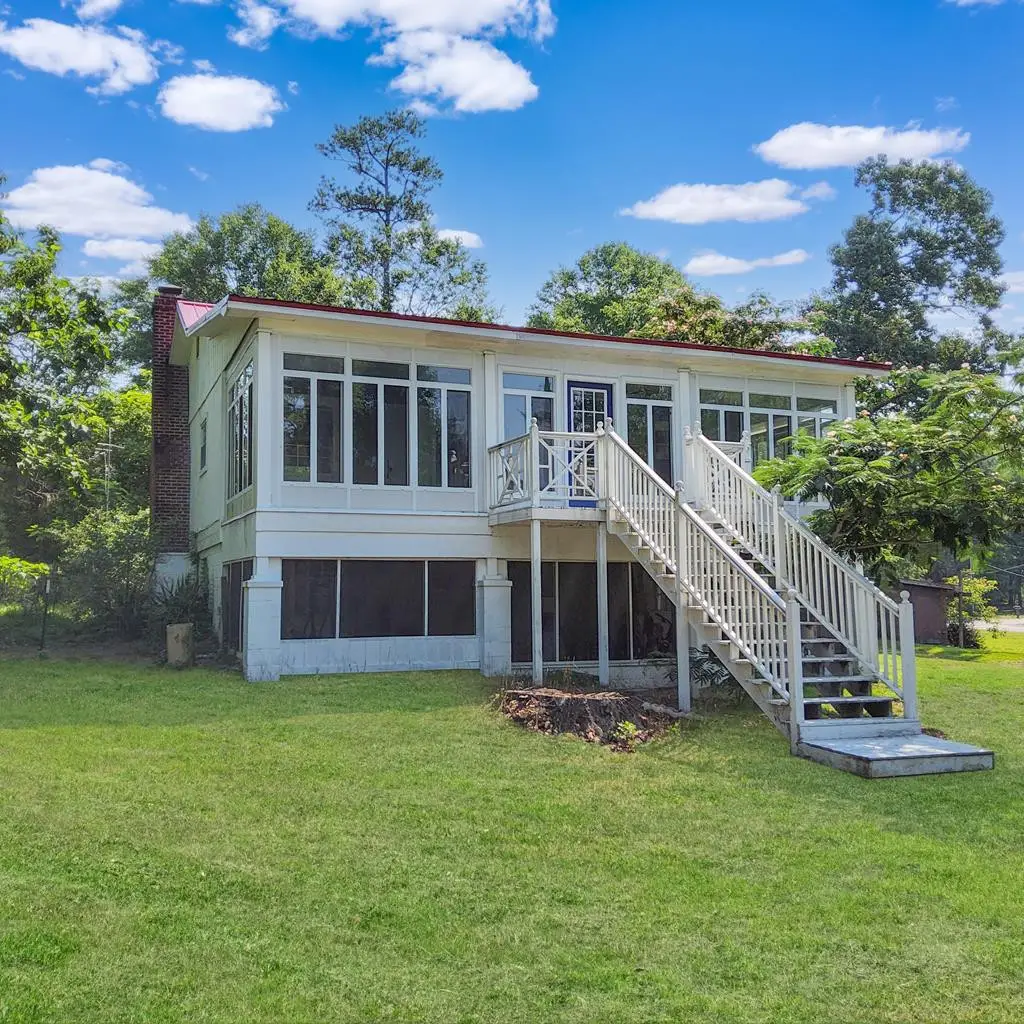 1201 Crescent Street, Summerton, SC 29148 - #1