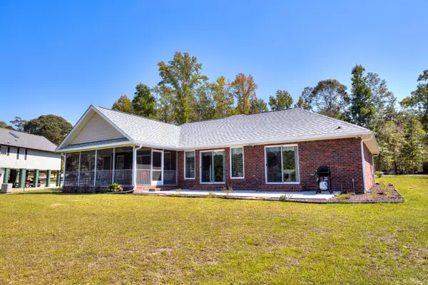 1226 Lesesne Drive, Manning, SC 29102