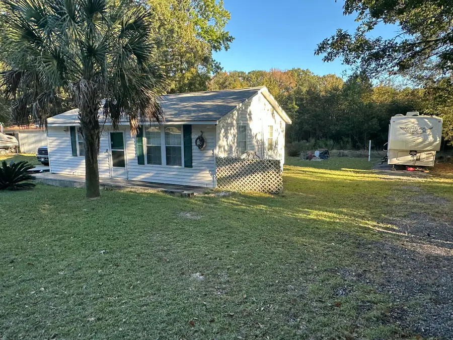 307 Irick Drive, Eutawville, SC 29048 - Image #3