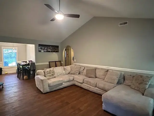 303 White Magnolia Avenue, Darlington, SC 29532 - Image #2