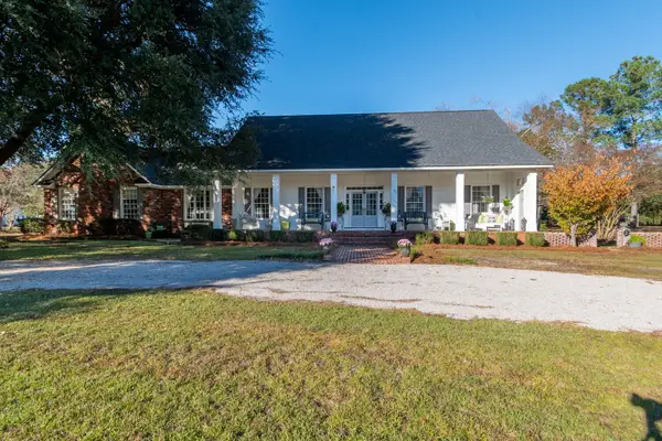 3402 Clarence Coker Highway, Turbeville, SC 29162