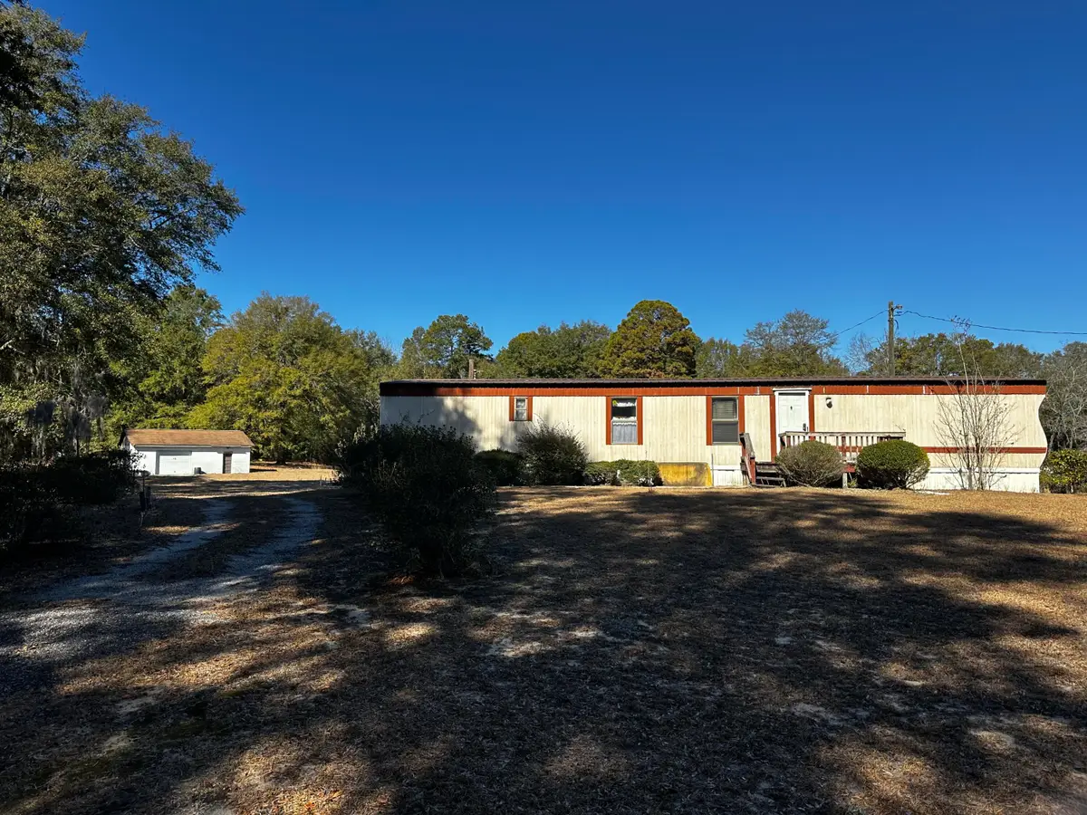 1275 Enlow Court, Summerton, SC 29148 - Image #1