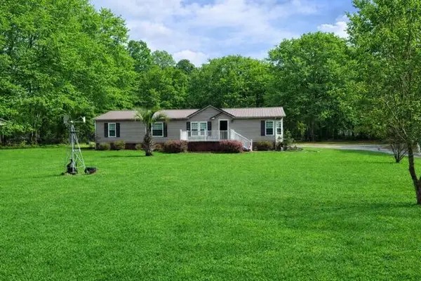 1044 Hickory Drive, Summerton, SC 29148