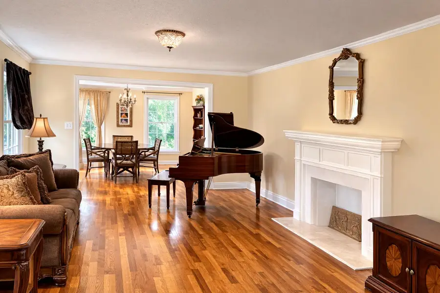 1 Mcclary Street, Summerton, SC 29148 - #3