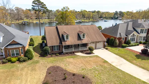 112 Plantation Drive, Manning, SC 29102