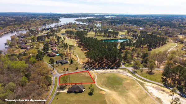 301 Plantation Drive, Manning, SC 29102