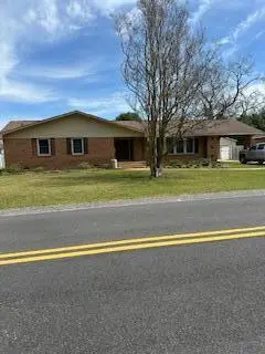 221 Wildwood Avenue, Sumter, SC 29154