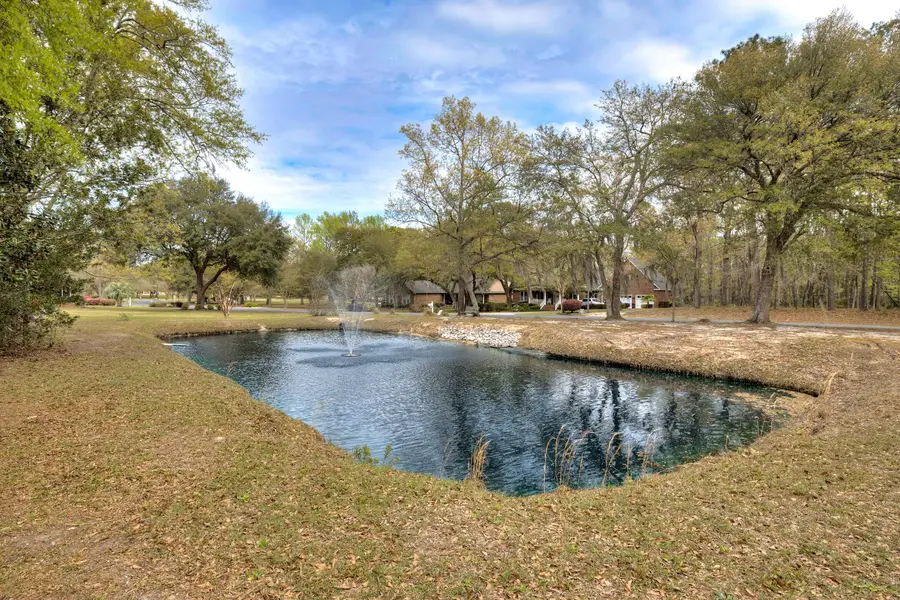 105 Oakview Circle, Manning, SC 29102 - #2