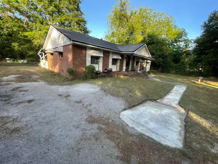 740 Railroad Avenue, Elloree, SC 29047 - #3