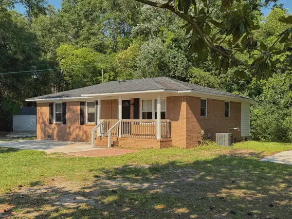 2515 Elizabeth Drive, Dalzell, SC 29040