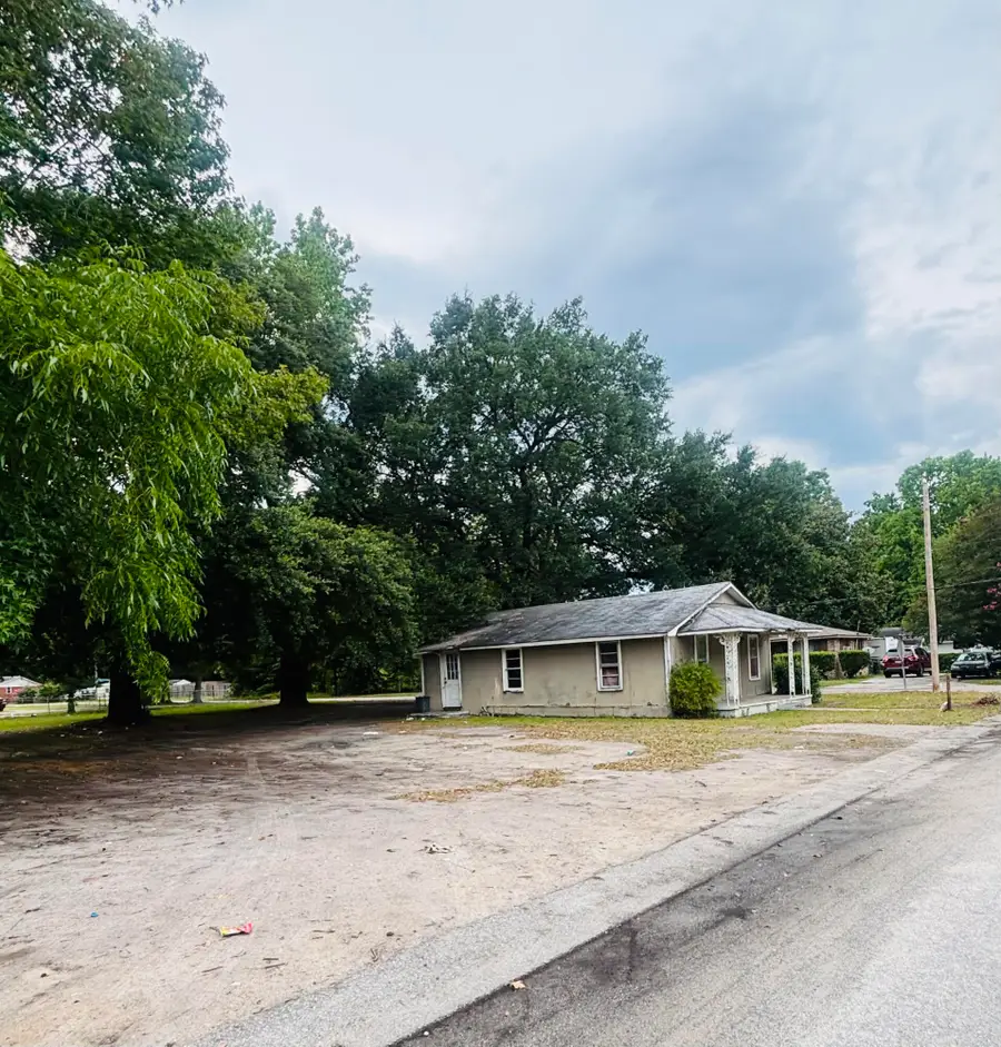 326 , 324 Pinson Street, Sumter, SC 29150 - #3