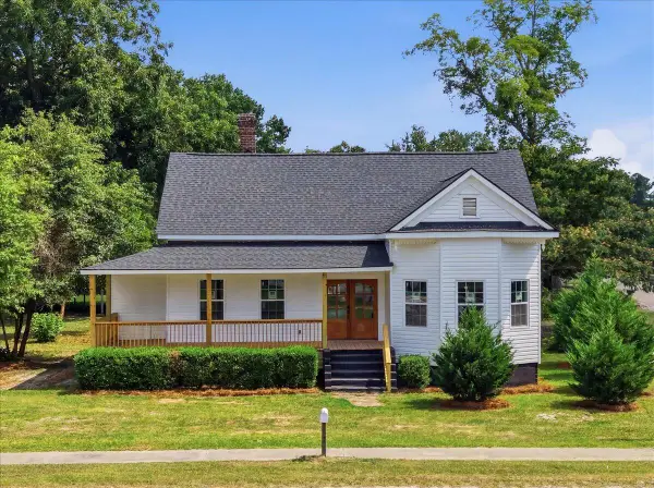 211 Society Street, Greeleyville, SC 29056