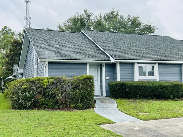 4 Thomas Walter Circle, Santee, SC 29142