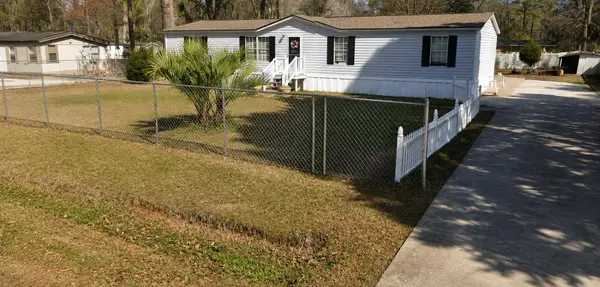 1005 Driftwood Court, Sumter, SC 29154