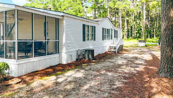 1308 Forest Lake Drive, Manning, SC 29102