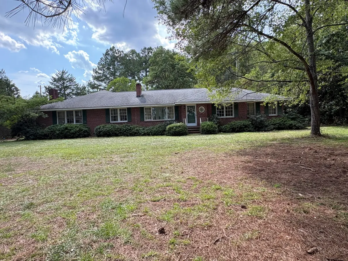 823 Park Avenue, Olanta, SC 29114 - #1