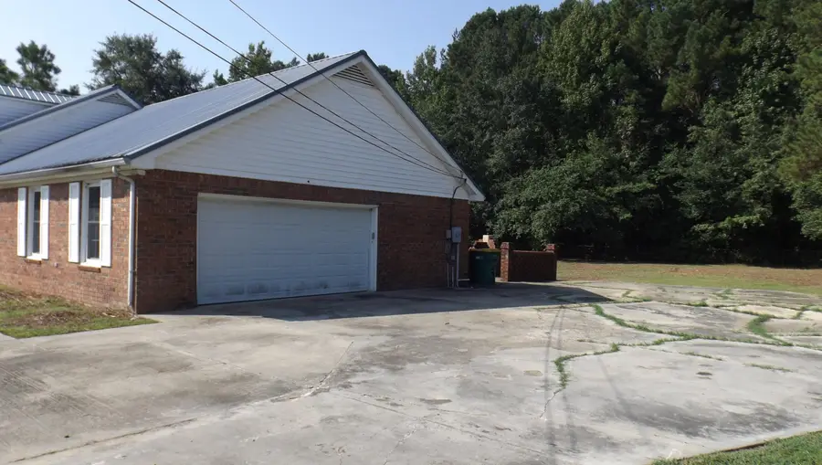 301 Brunson Street, Manning, SC 29102 - #3