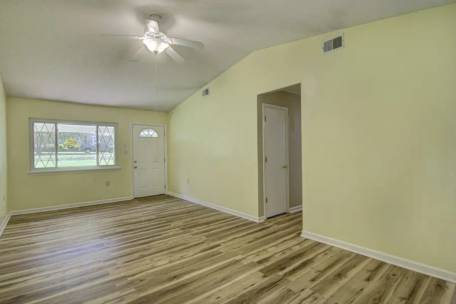 9 Coulter Drive, Wedgefield, SC 29168 - #2