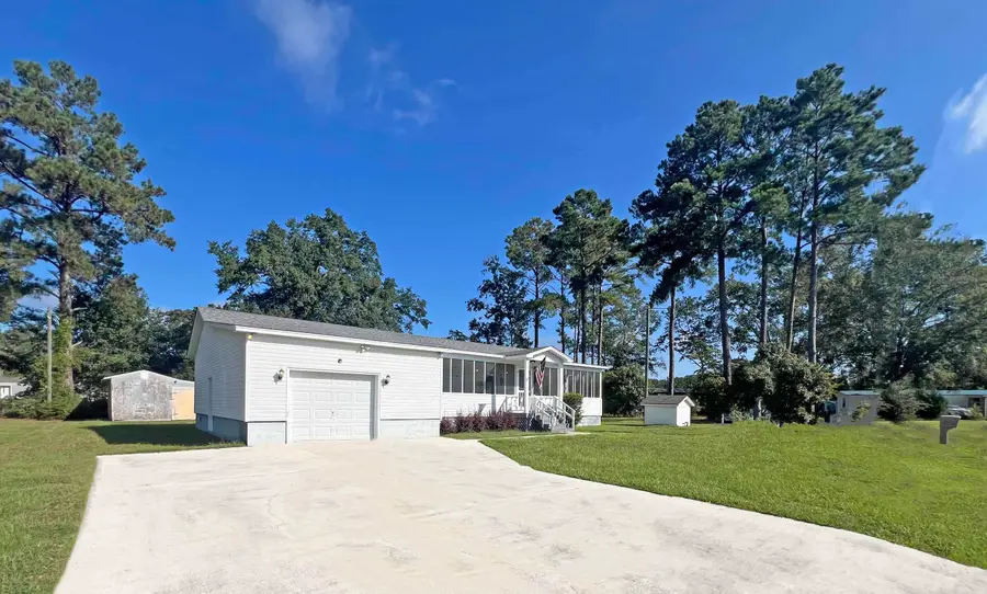 1132 Levi Street, Manning, SC 29102 - #2