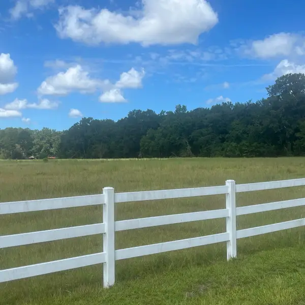 Uk Winnwood Lane, Summerton, SC 29148