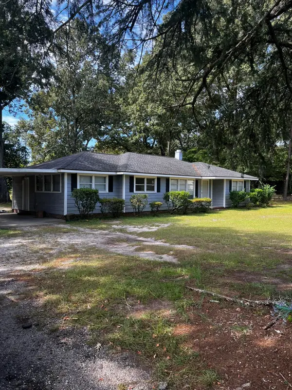 3720 Camden Highway, Dalzell, SC 29040