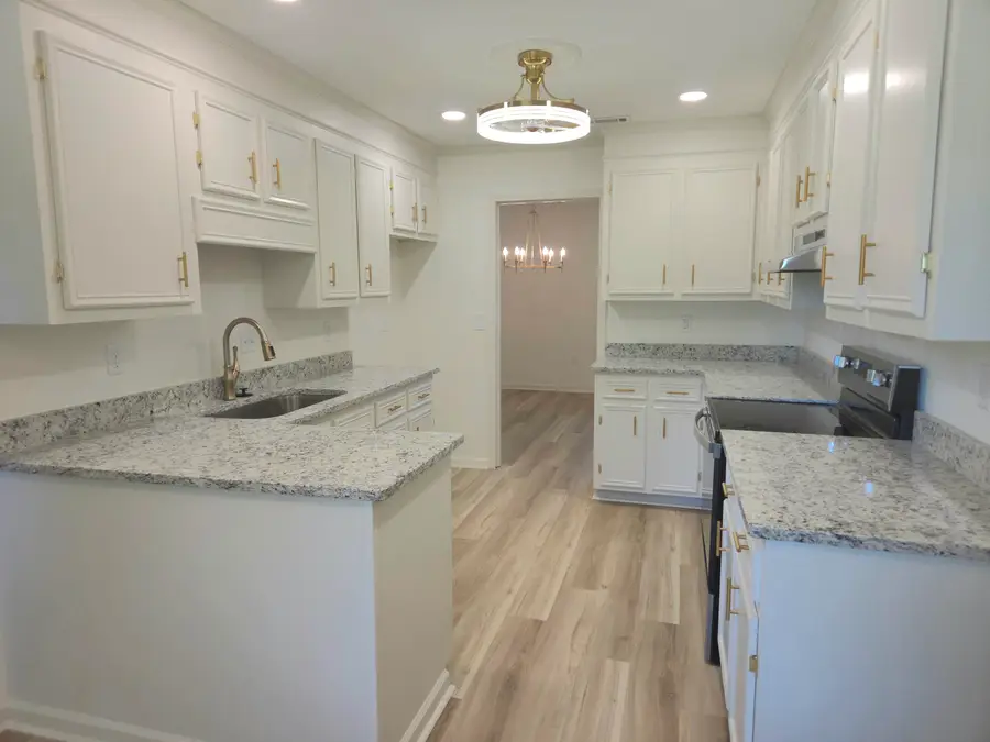 7 Treetop Court, Sumter, SC 29154 - #3