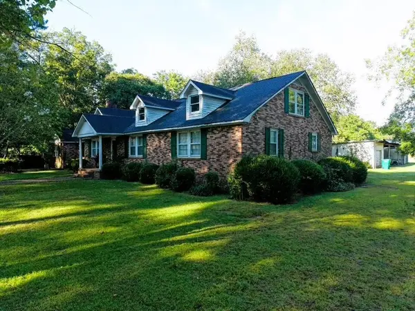 3510 Black River Road, Dalzell, SC 29040